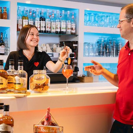 Ibis Lyon Est Chaponnay Hotel Екстериор снимка