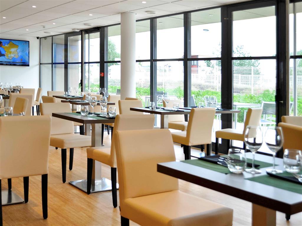 Ibis Lyon Est Chaponnay Hotel Екстериор снимка