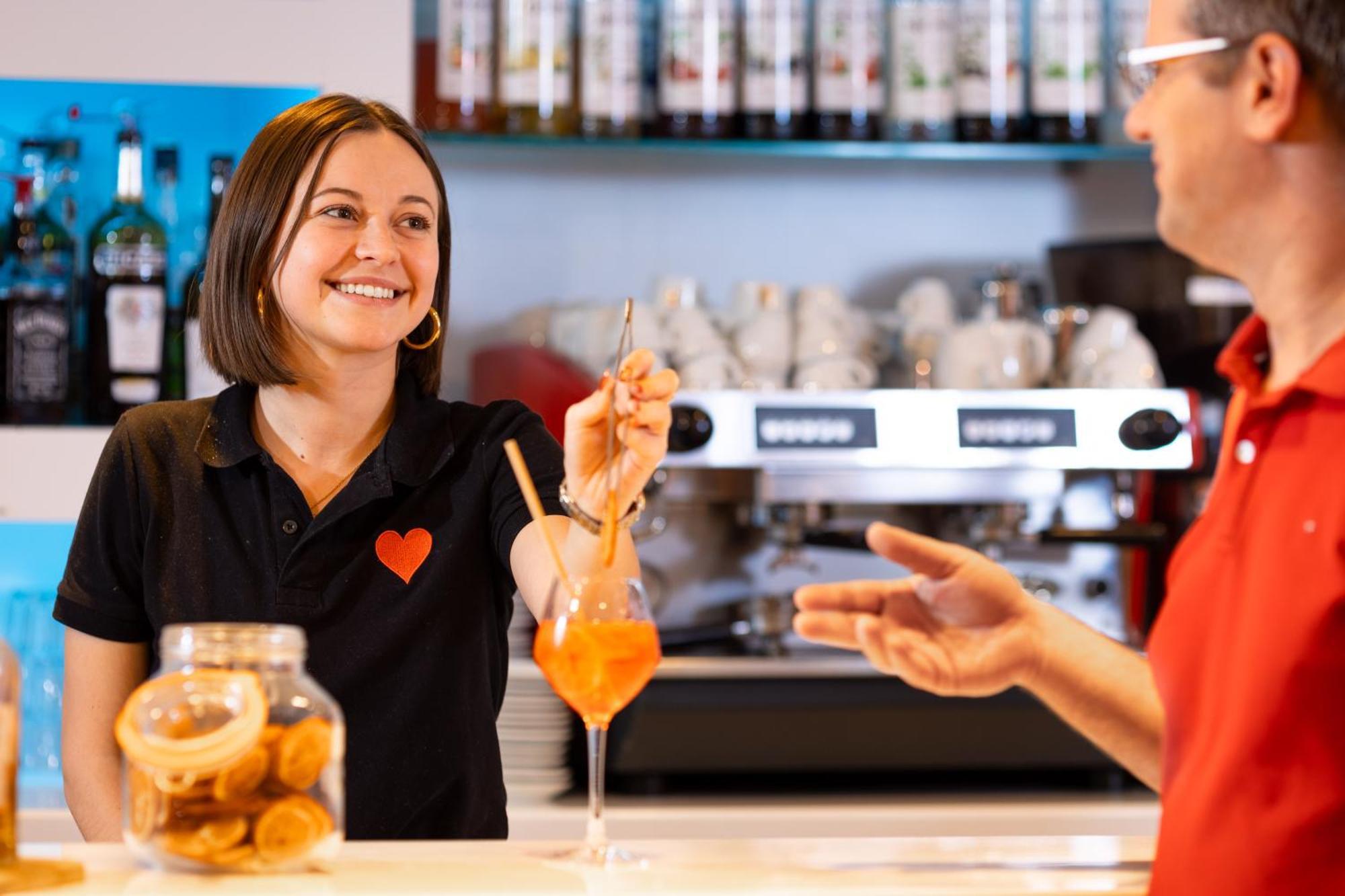 Ibis Lyon Est Chaponnay Hotel Екстериор снимка
